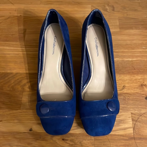 Croft and Barrow Blue Faux Suede Pumps 3” Heels. Women’s size 6. - Picture 1 of 8